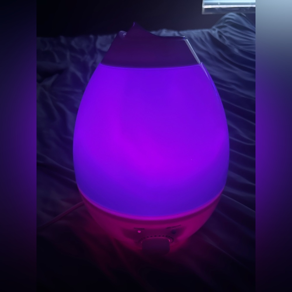 Color Changing Humidifier - Picture 10 of 16